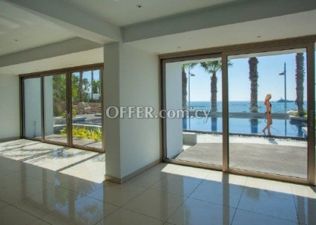 House (Maisonette) in City Center, Paphos for Sale - 3
