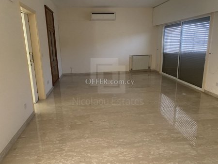 Large house ideal for an office in Kapsalos. - 7