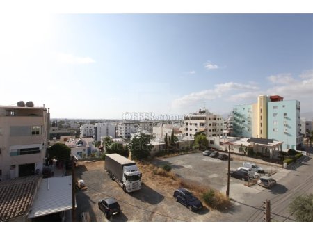 Two bedroom resale apartment in Strovolos off Perikleous - 7