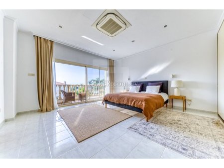 Ultra luxury villa for rent near St. Raphael Hotel in Amathus area Limassol - 5