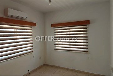 Spacious 2 Bedroom Apartment  Walking Distance To The University Of Ni - 2