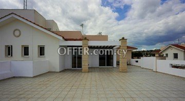 3 Bedroom Penthouse With Common Swimming Pool  In Pyla, Larnaca - 2
