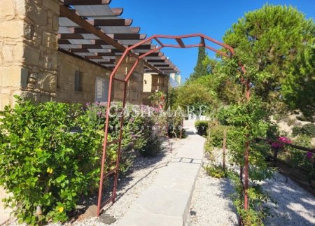  Villa with Stunning Sea and Mountain Views in Paphos Poli Chrysochous - 3