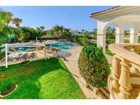 Ultra luxury villa for rent near St. Raphael Hotel in Amathus area Limassol - 3