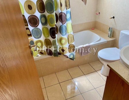 A beautiful two bedrooms apartment is now available for rent in the Agios Dometios area. - 6