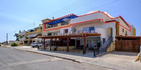 For Sale €210,000 Apartment 3 bedrooms Geroskipou Yeroskipou Paphos