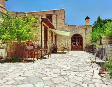 Traditional 2-bedroom detached house for sale