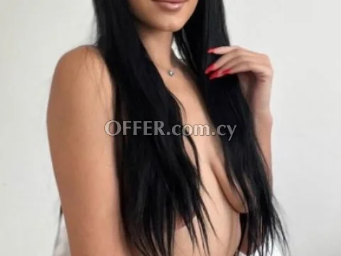 NEW IN TOWN! - Photo 1