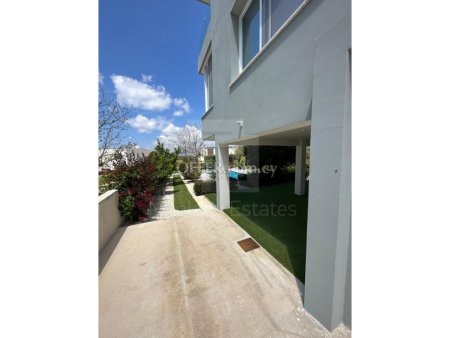 Four Bedroom villa with pool for sale in Chloraka area of Paphos - 3