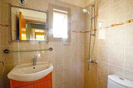Office for Rent in Paralimni, Ammochostos - 2