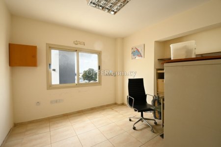 Office for Rent in Paralimni, Ammochostos - 9