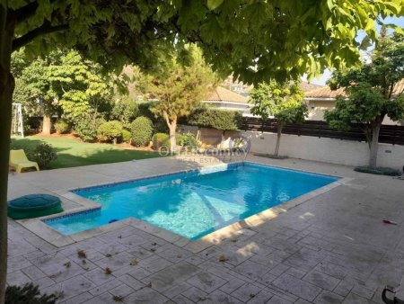 Luxurious 5-Bedroom Villa for Sale in Agios Tychonas, Limassol - 12