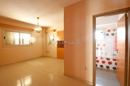 Office for Rent in Paralimni, Ammochostos - 8