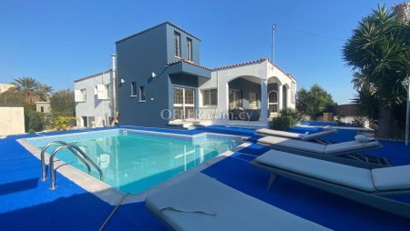 4 Bed Detached Villa for rent in Geroskipou, Paphos