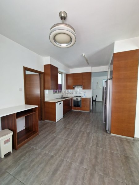 4 Bed Detached Villa for Rent in Livadia, Larnaca - 8
