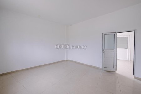 Two storey mixed use building in Deneia Nicosia - 5
