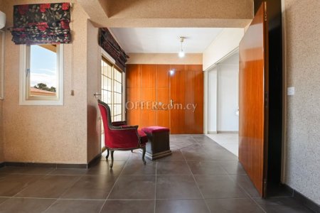 5 Bed House for Rent in Oroklini, Larnaca - 6