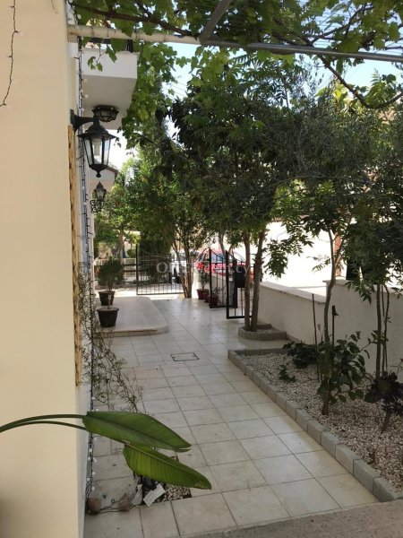 House (Detached) in Agios Tychonas, Limassol for Sale - 3