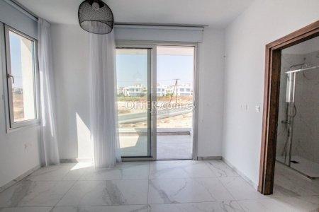 Modern 4 Bedroom Detached House with Roof Garden in Protaras - 7