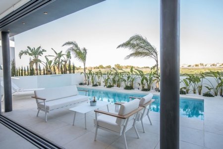 Exclusive Contemporary Villa with Private Pool in Kapparis! - 7