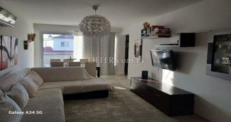 For Sale €180,000 Apartment 2 bedrooms Strovolos Nicosia