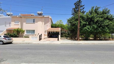 For Sale €380,000 House 4 bedrooms Strovolos Nicosia