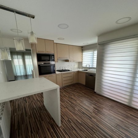 For Sale €250,000 Apartment 3 bedrooms Strovolos Nicosia