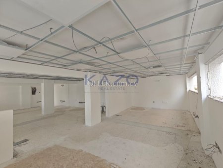 Brand New Renovated Office Space in Spyrou Kyprianou Avenue, Limassol - 5