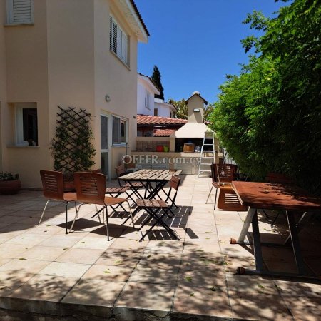 New For Sale €380,000 Maisonette 4 bedrooms, Semi-detached Strovolos Nicosia - 11