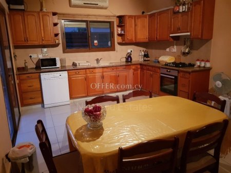 Detached four bedroom house in Potamos Germasogias - 9