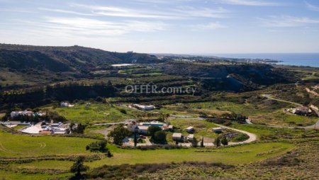 New For Sale €320,000 House 3 bedrooms, Detached Pegeia Peyia Paphos - 4