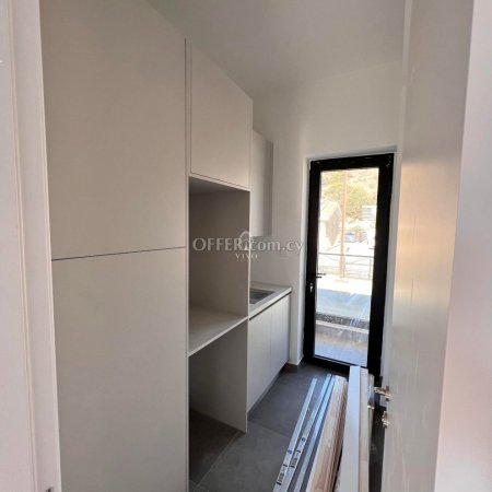 KEY READY 3 BEDROOM VILLA WITH POOL AND GARDEN IN PYRGOS - 7