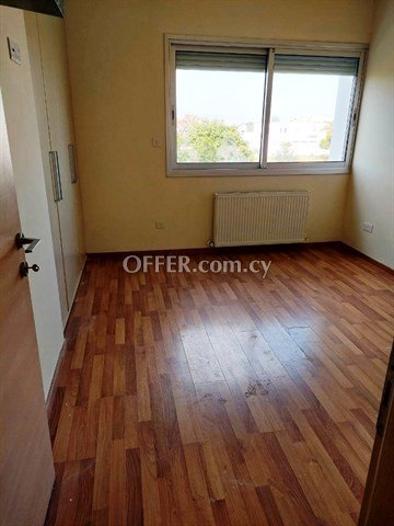 Detached 4 Bedroom House In Excellent Condition  / Rent in Geri, Nicos - 4