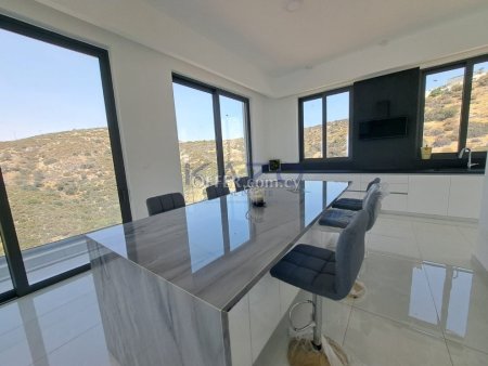 Villa for Sale with Sea View in Agios Tychonas - 10