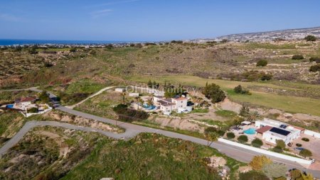 New For Sale €320,000 House 3 bedrooms, Detached Pegeia Peyia Paphos - 2