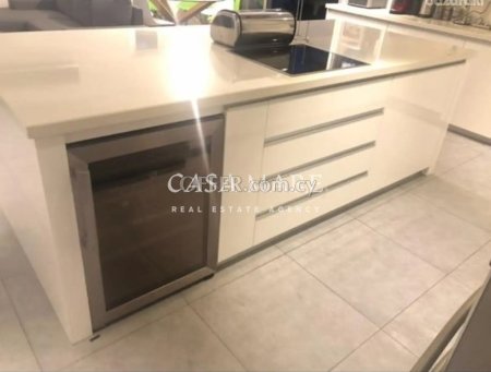 4 bedrooms House in Latsia - Lakkia - 4