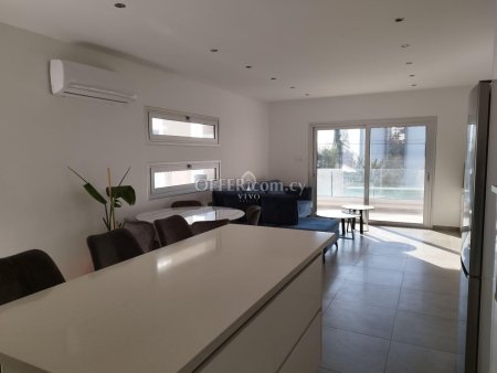 MODERN TWO BEDROOM APARTMENT CLOSE TO GRAMMAR SCHOOL - 7