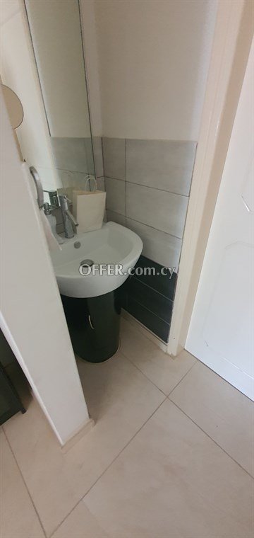 Ground Floor 3 Bedroom Apartment  In An Excellent Location In Acropoli - 3