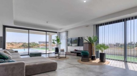 New For Sale €850,000 House 4 bedrooms, Detached Aradippou Larnaca - 7