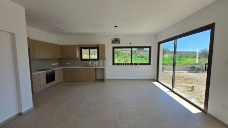3 Bed Detached Villa for rent in Pissouri, Limassol - 6