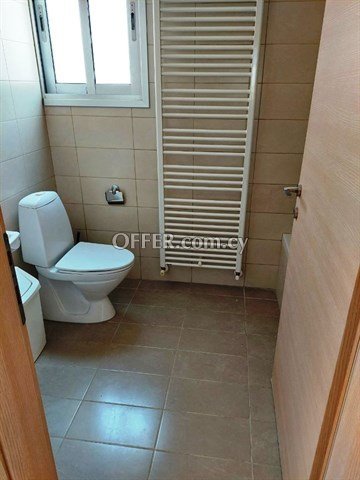 Detached 4 Bedroom House In Excellent Condition  / Rent in Geri, Nicos - 2