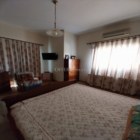 For Rent €1,800 House 3 bedrooms Strovolos Nicosia - 5