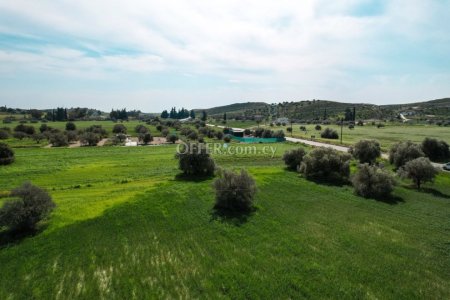 Field for Sale in Kalo Chorio, Larnaca - 2