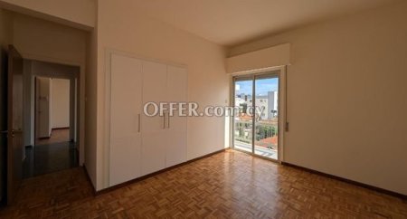 4 Bed Apartment for sale in Apostolou Petrou & Pavlou, Limassol - 3