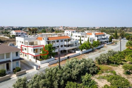 2 bedroom apartment in Mazotos Larnaca