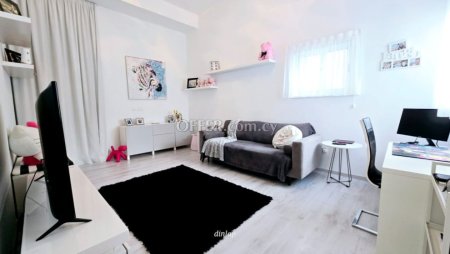 House (Detached) in Agios Tychonas, Limassol for Sale - 11