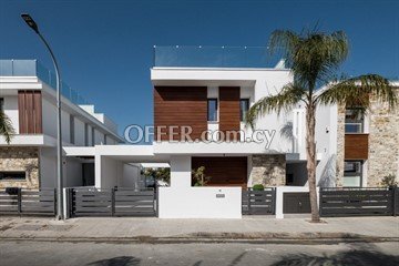 5+1 Βedroom Ηouse  In Dekeleia, Larnaka - 6