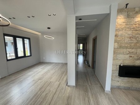 3 Bed Apartment for rent in Neapoli, Limassol - 11