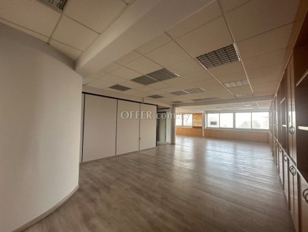 Office for sale in Agios Nicolaos, Limassol - 10