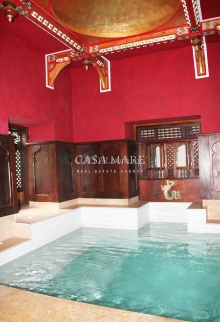 Rare Opportunity: Renovated Listed Residence in the Historic Centre of Nicosia - 7